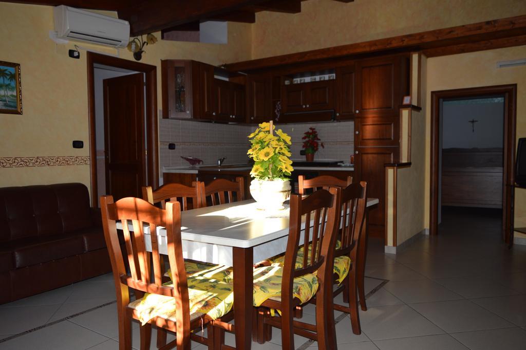La Stella Del Pollino Hotel San Lorenzo Bellizzi Екстериор снимка